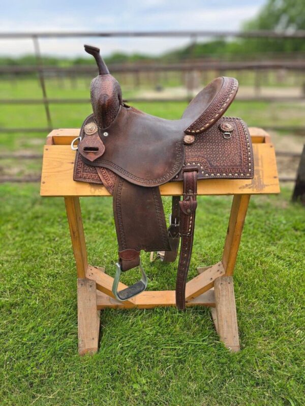 Buy 13.5” Used Double J Pursuit Flex Standard Saddle